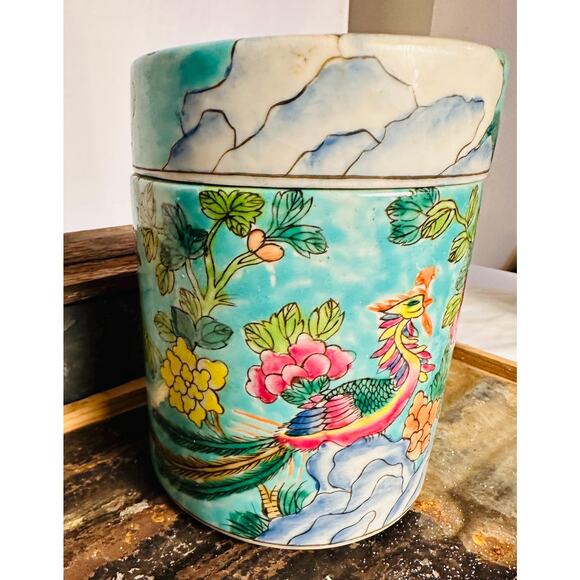 Ceramic Asian Tea Jar with Lid Hand Painted Antique Tea caddy Ginger Jar - Picture 9 of 10